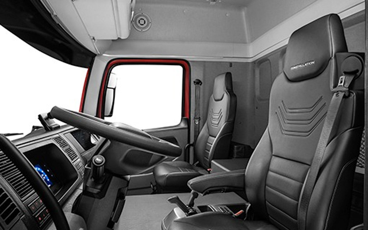 Constellation 25.480 6x2 - Dibracam